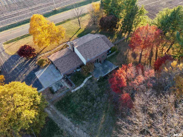 $499,900 | 1619 West Hallock Hollow Road, Edelstein, IL 61526