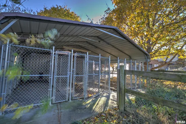 $499,900 | 1619 West Hallock Hollow Road, Edelstein, IL 61526