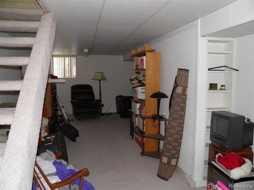 752 Oak Brook Ridge Drive, Unit 169 Rochester, MI 48307 - Photo 9 of 18 UTILITY ROOM