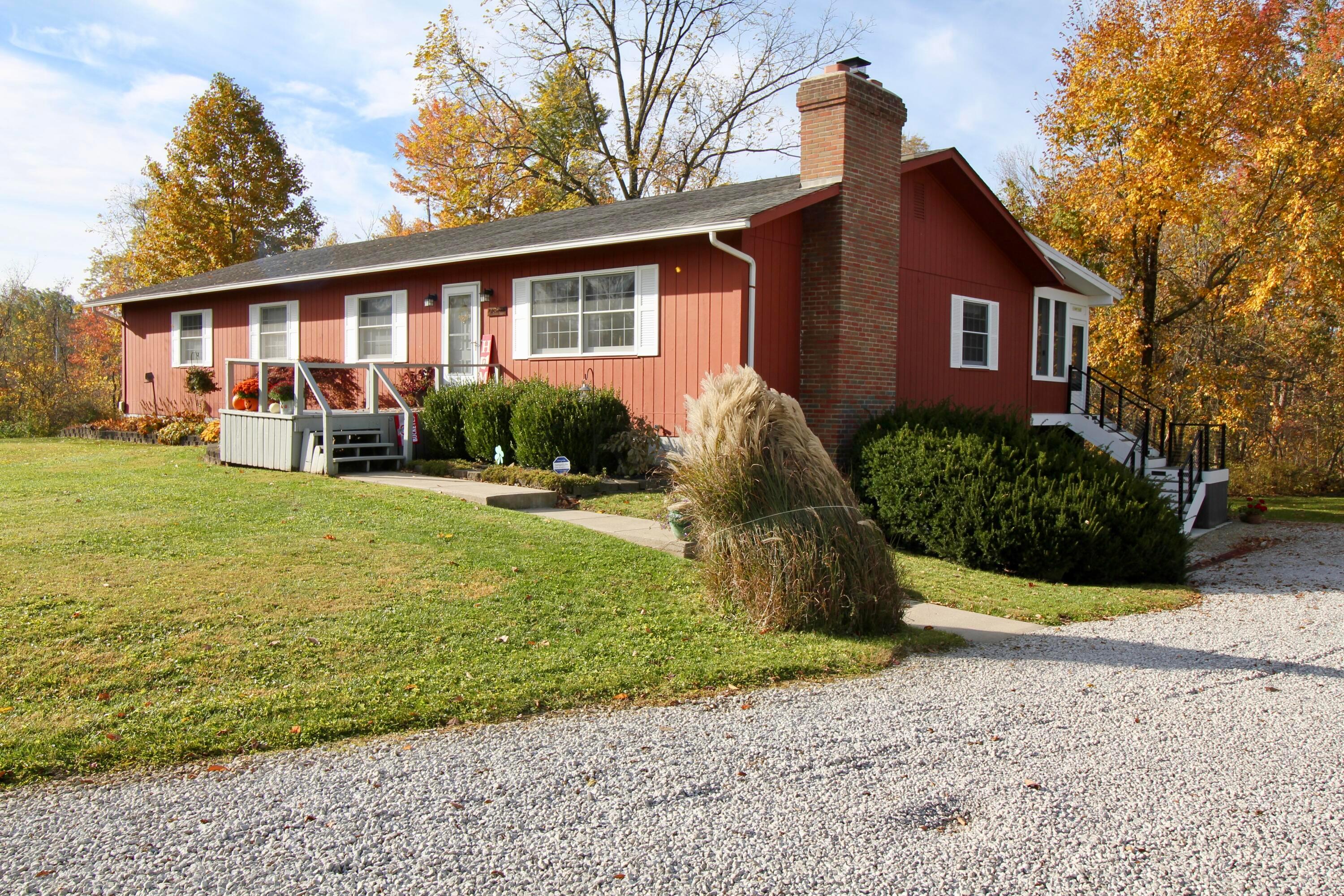 2501 Burnside Road Northwest Johnstown, OH 43031 - Photo 3 of 36 fullsizeoutput_86b2