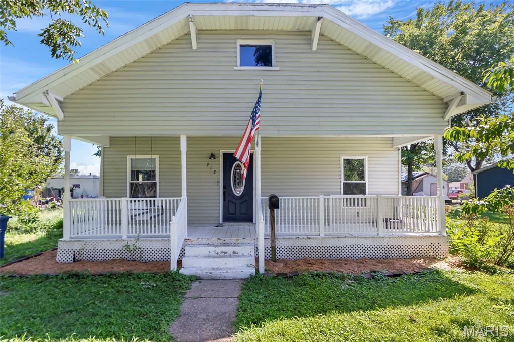 212 West Davidson Avenue Chaffee, MO 63740 - Photo 1 of 21