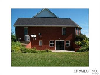 9460 Tank Road New Baden, IL 62265 - Photo 3 of 24