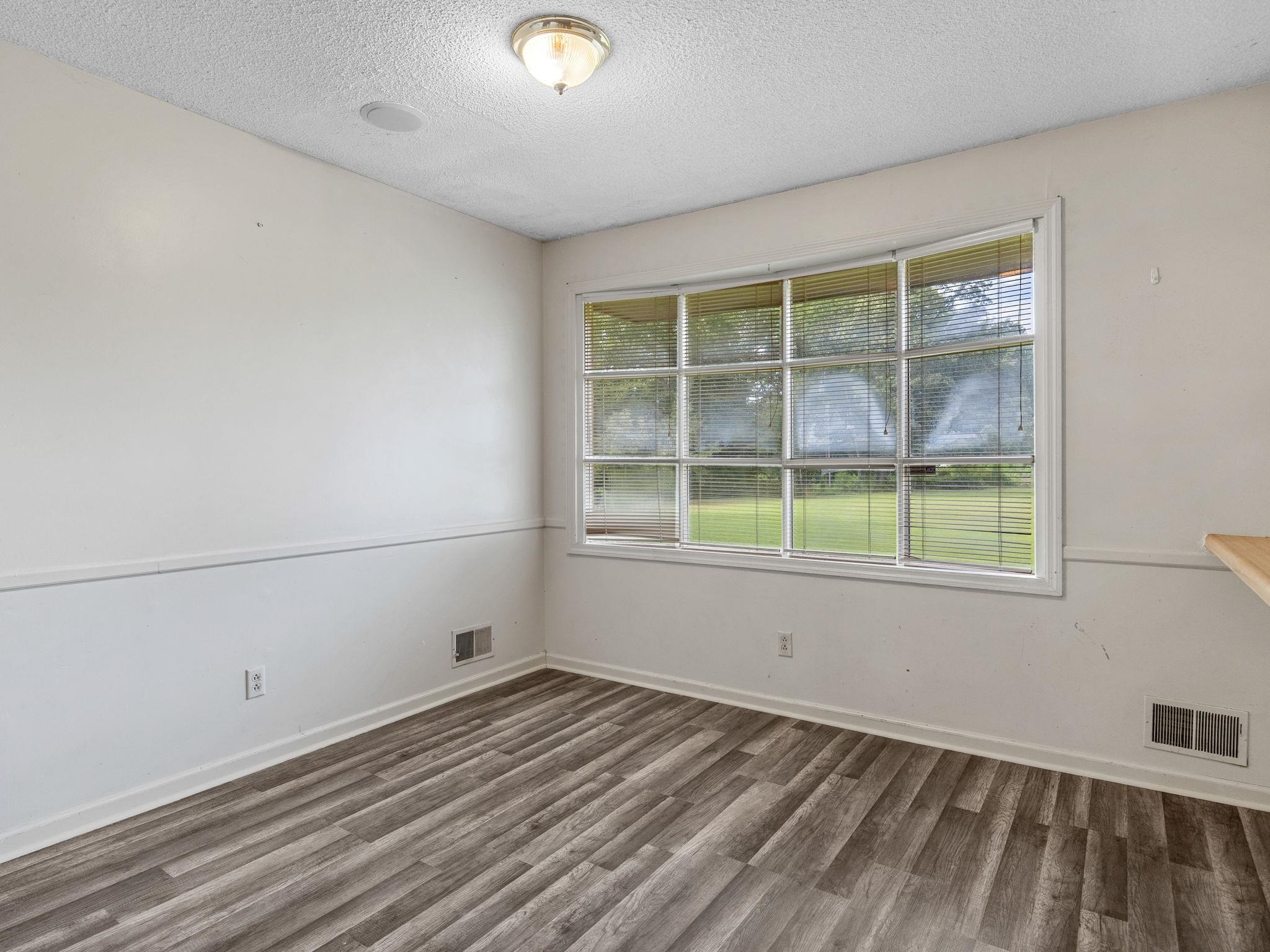 412 Harrison Lane Spartanburg, SC 29301 - Photo 6 of 28