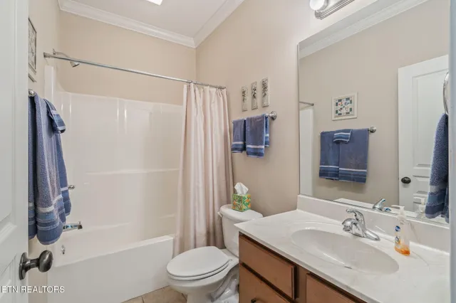 $495,000 | 5090 Dovewood Way, Unit 6, Knoxville, TN 37918