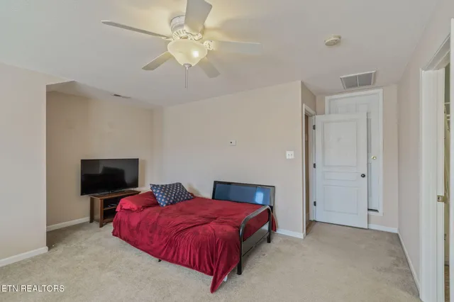 $495,000 | 5090 Dovewood Way, Unit 6, Knoxville, TN 37918