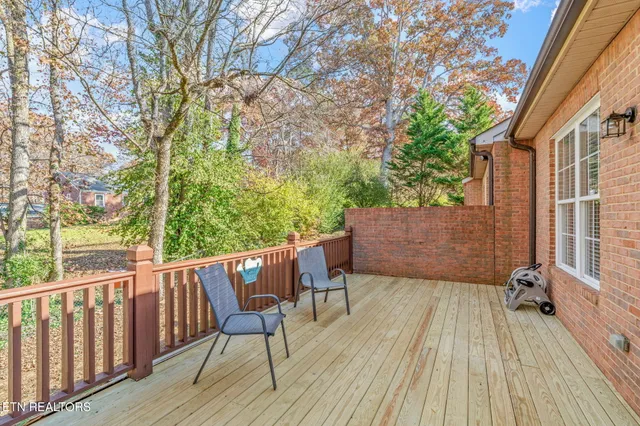 $495,000 | 5090 Dovewood Way, Unit 6, Knoxville, TN 37918