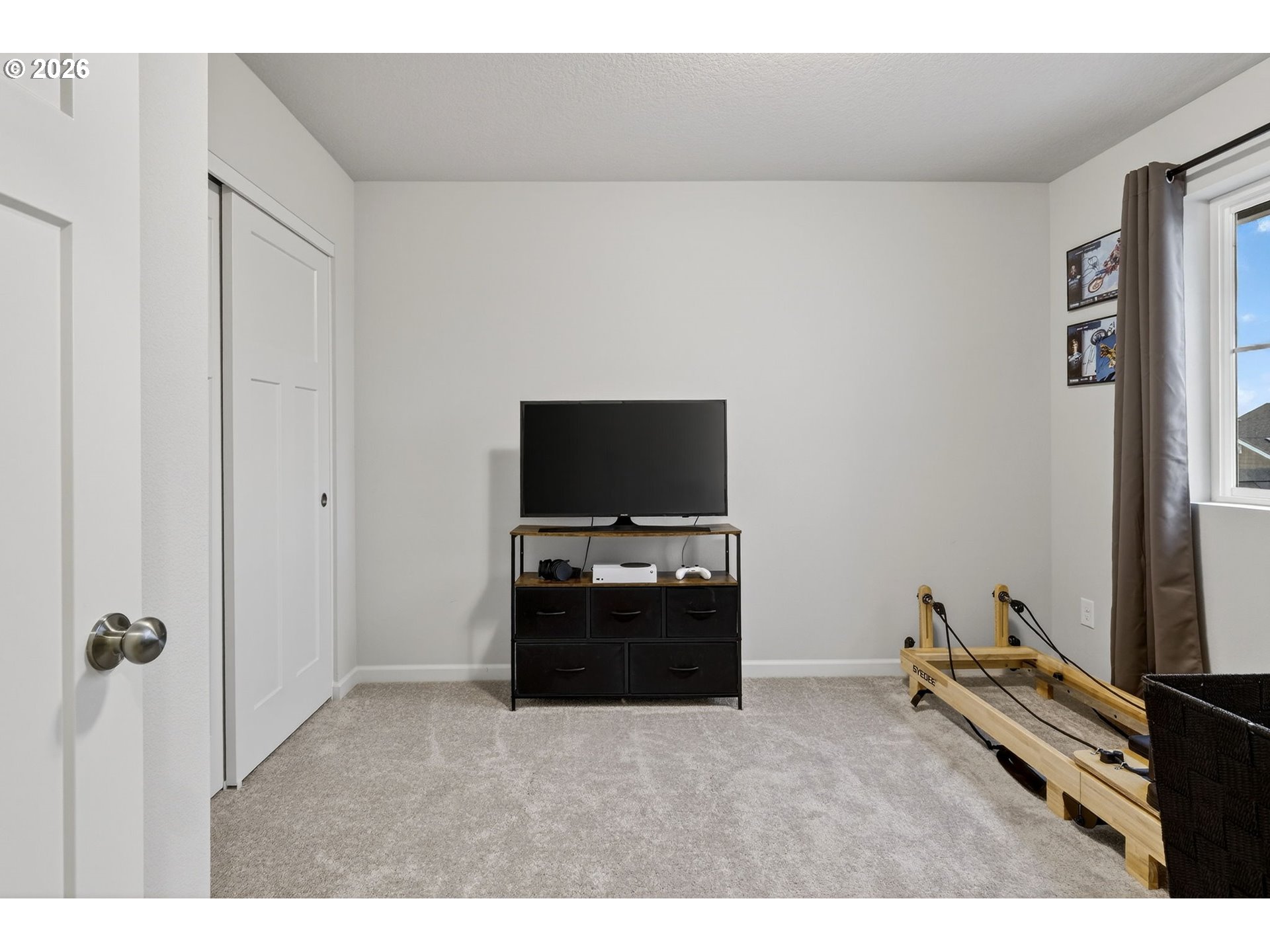 6490 Southeast 21st Terrace Gresham, OR 97080 - Photo 32 of 41 a living room with furniture and a flat screen tv