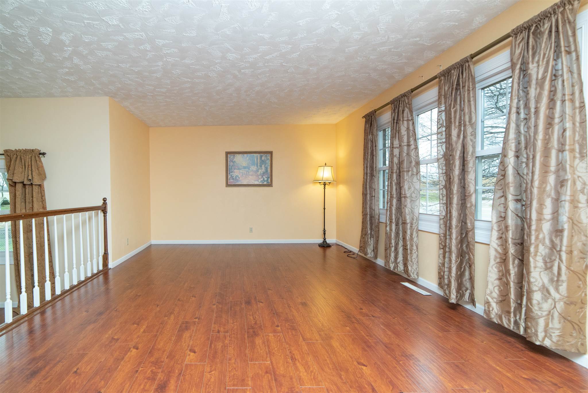 3991 Utica Ridge Road Bettendorf, IA 52722 - Photo 3 of 22 Gallery Image 3