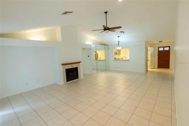 $460,000 | 15028 Redcliff Drive, Tampa, FL 33625