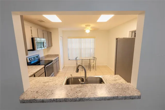 $460,000 | 15028 Redcliff Drive, Tampa, FL 33625