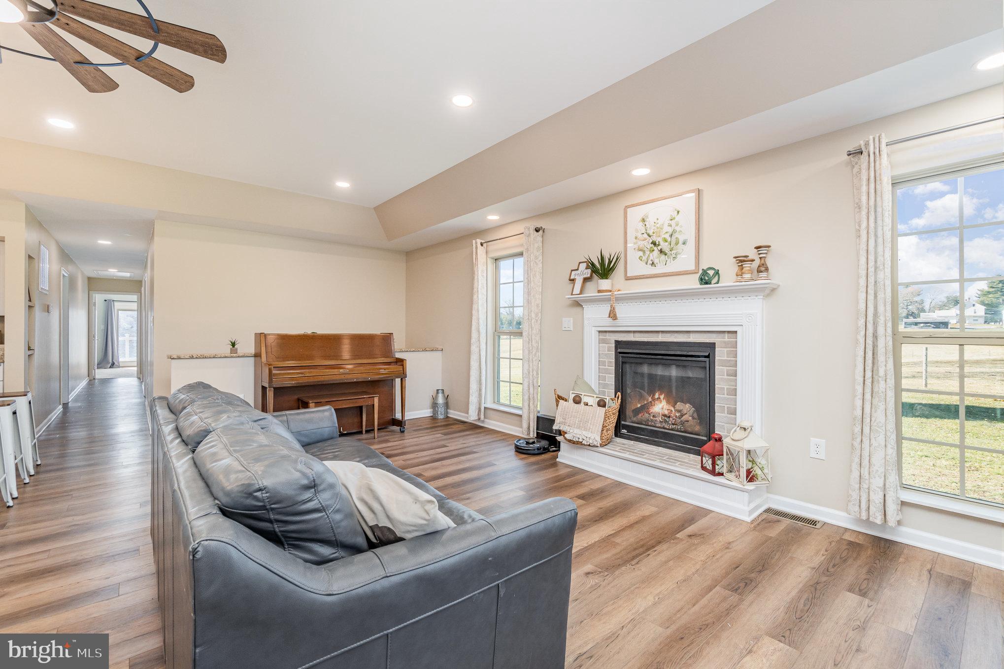 10425 Letzburg Road Greencastle, PA 17225 - Photo 7 of 39 Gallery Image 7