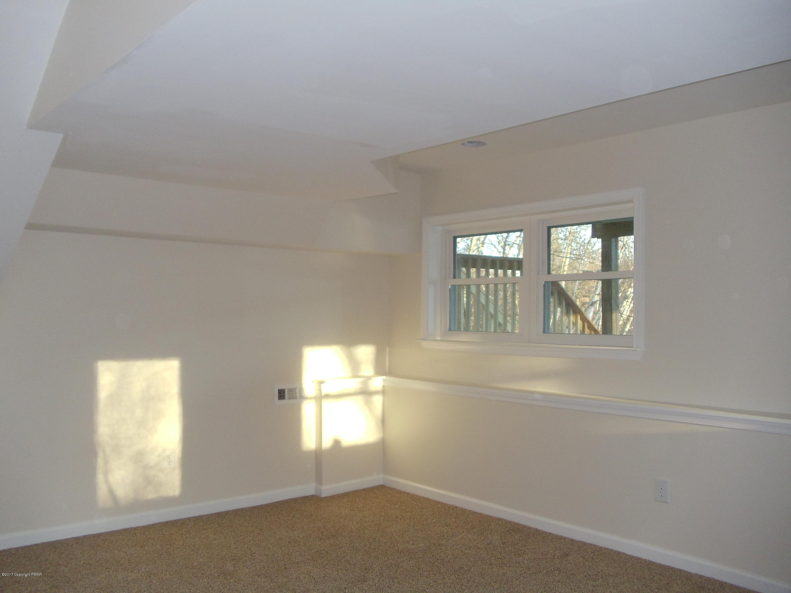 179 Upper Notch Road Albrightsville, PA 18210 - Photo 16 of 23 DSC03836