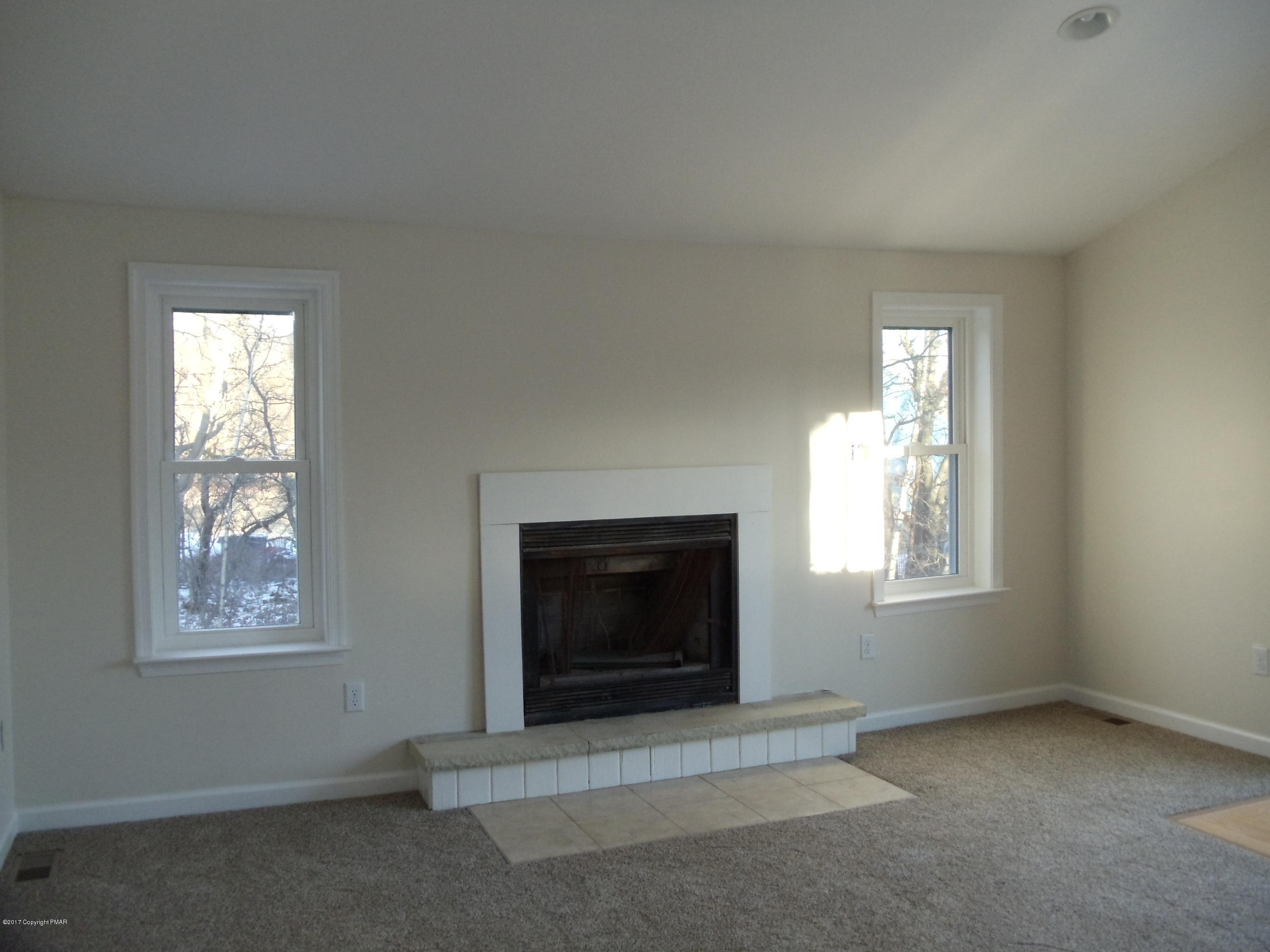 179 Upper Notch Road Albrightsville, PA 18210 - Photo 9 of 23 DSC03820