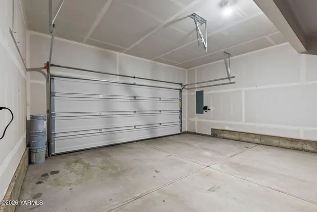 $369,500 | 311 Aspen Street North, Tieton, WA 98947