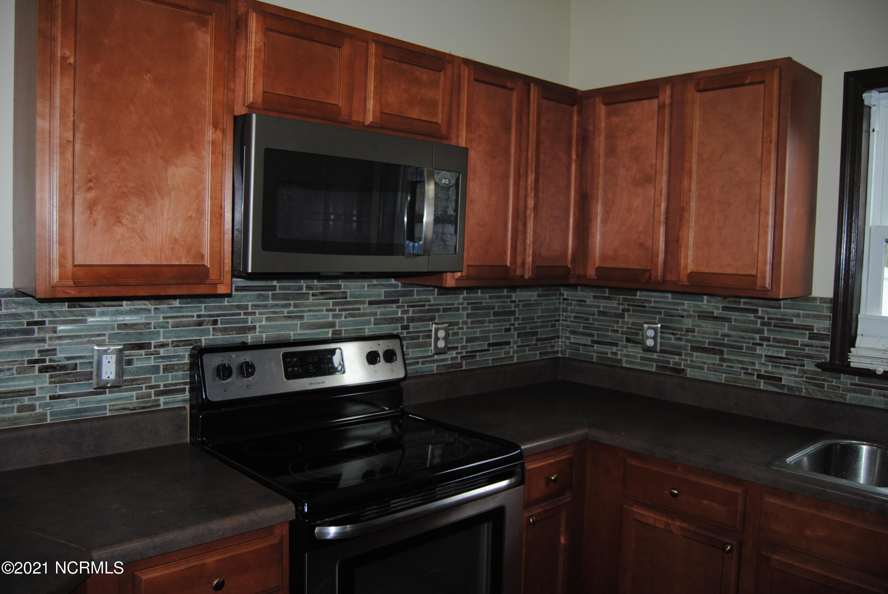 312 Cedar Island Trail Holly Ridge, NC 28445 - Photo 2 of 13 DSC_0330