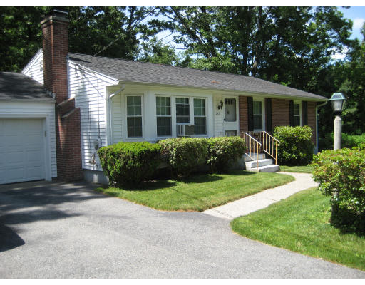 269 Lovell Road Holden, MA 01520 - Photo 1 of 1 Gallery Image 1
