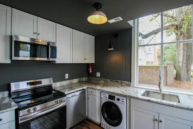 $2,730 | 419 Whilden Street, Unit B, Mount Pleasant, SC 29464