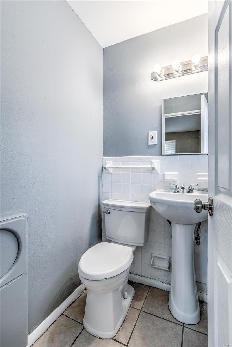 2276 Hudson Road St. Louis, MO 63136 - Photo 13 of 20 Gallery Image 13