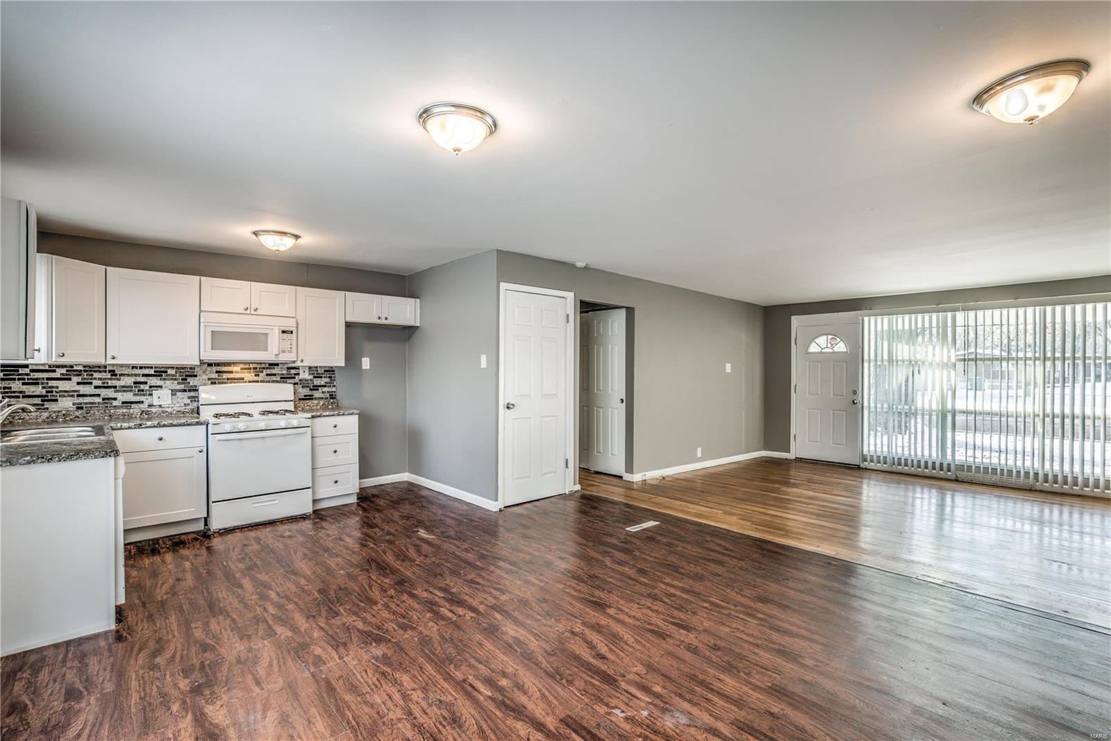 2276 Hudson Road St. Louis, MO 63136 - Photo 17 of 20 Gallery Image 17