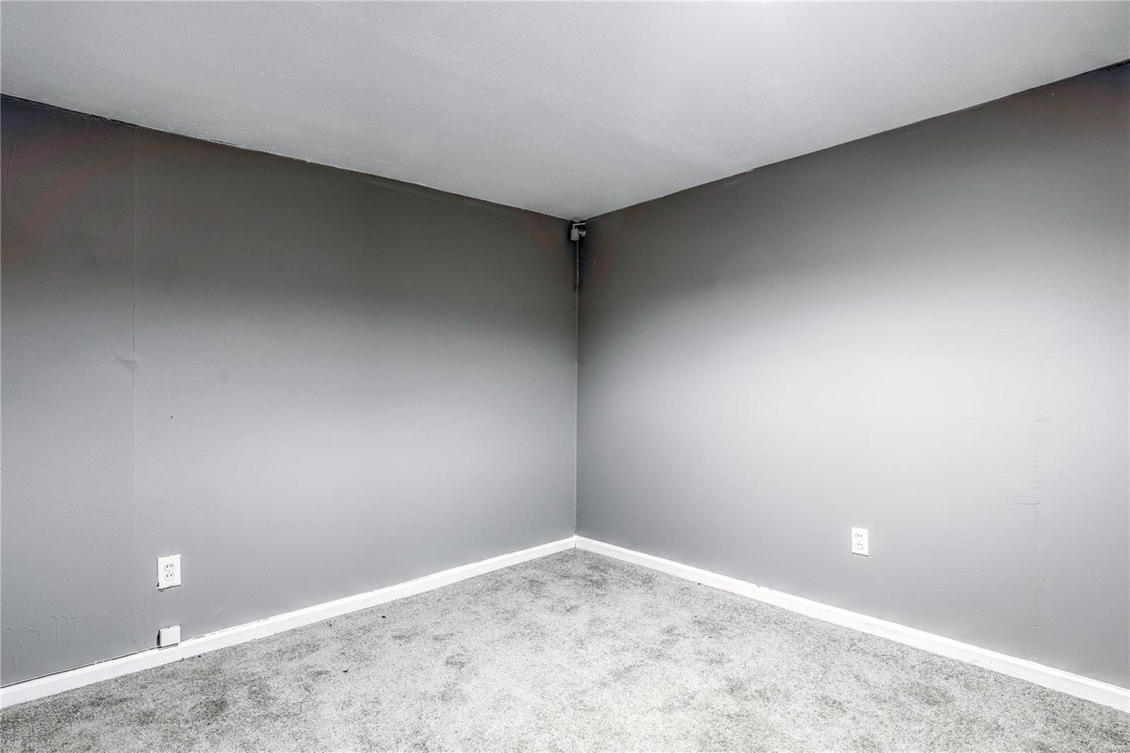 2276 Hudson Road St. Louis, MO 63136 - Photo 19 of 20 Gallery Image 19