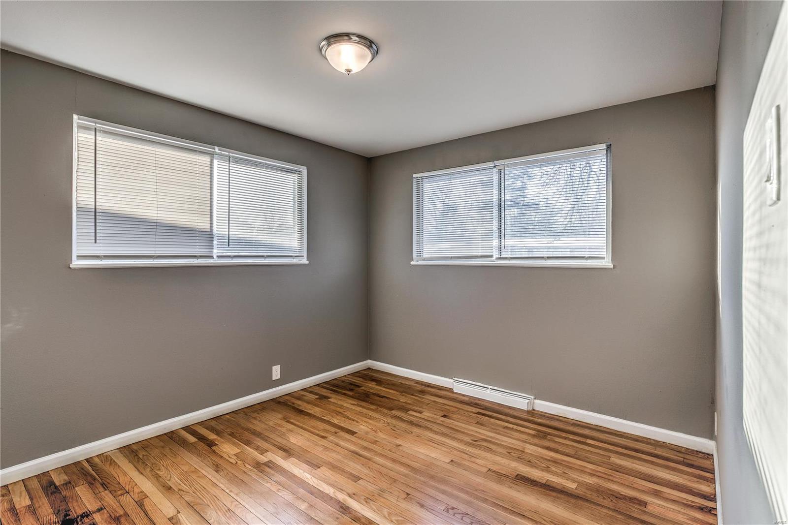 2276 Hudson Road St. Louis, MO 63136 - Photo 10 of 20 Gallery Image 10