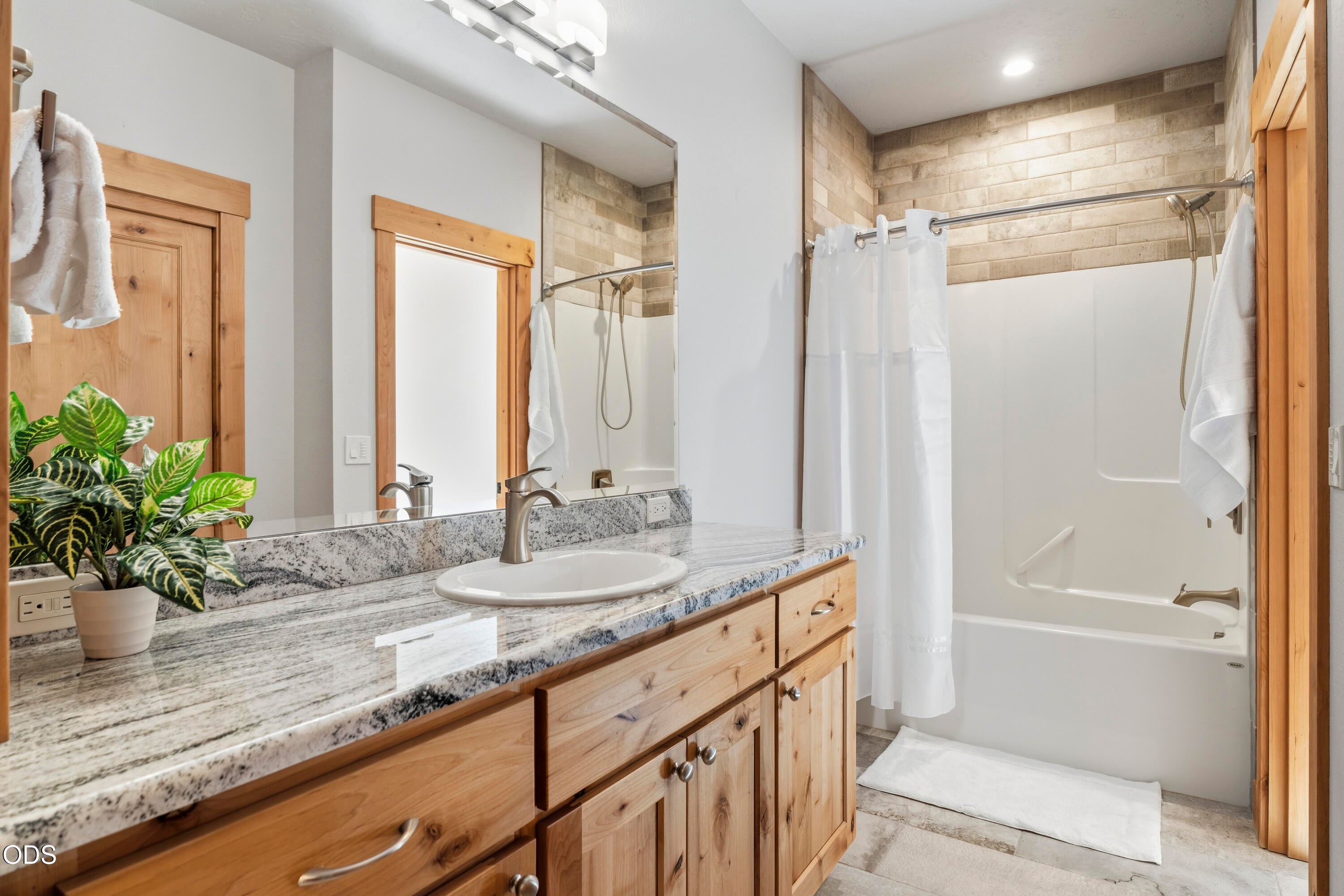 56296 Sable Rock Loop, Unit 256 Bend, OR 97707 - Photo 21 of 30 Gallery Image 21