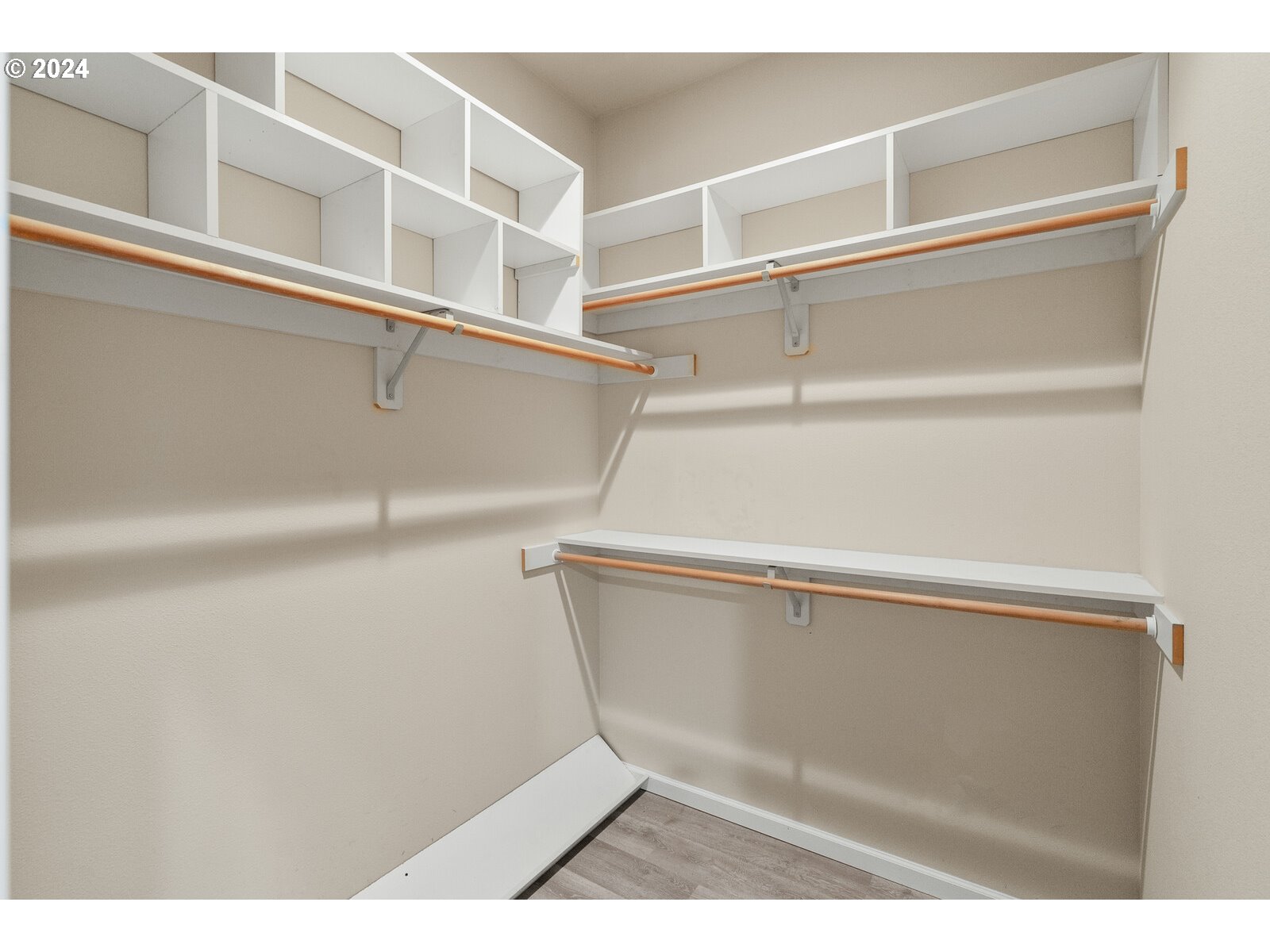 31500 Northwest 13th Avenue Ridgefield, WA 98642 - Photo 29 of 48 a view of an empty walk in closet