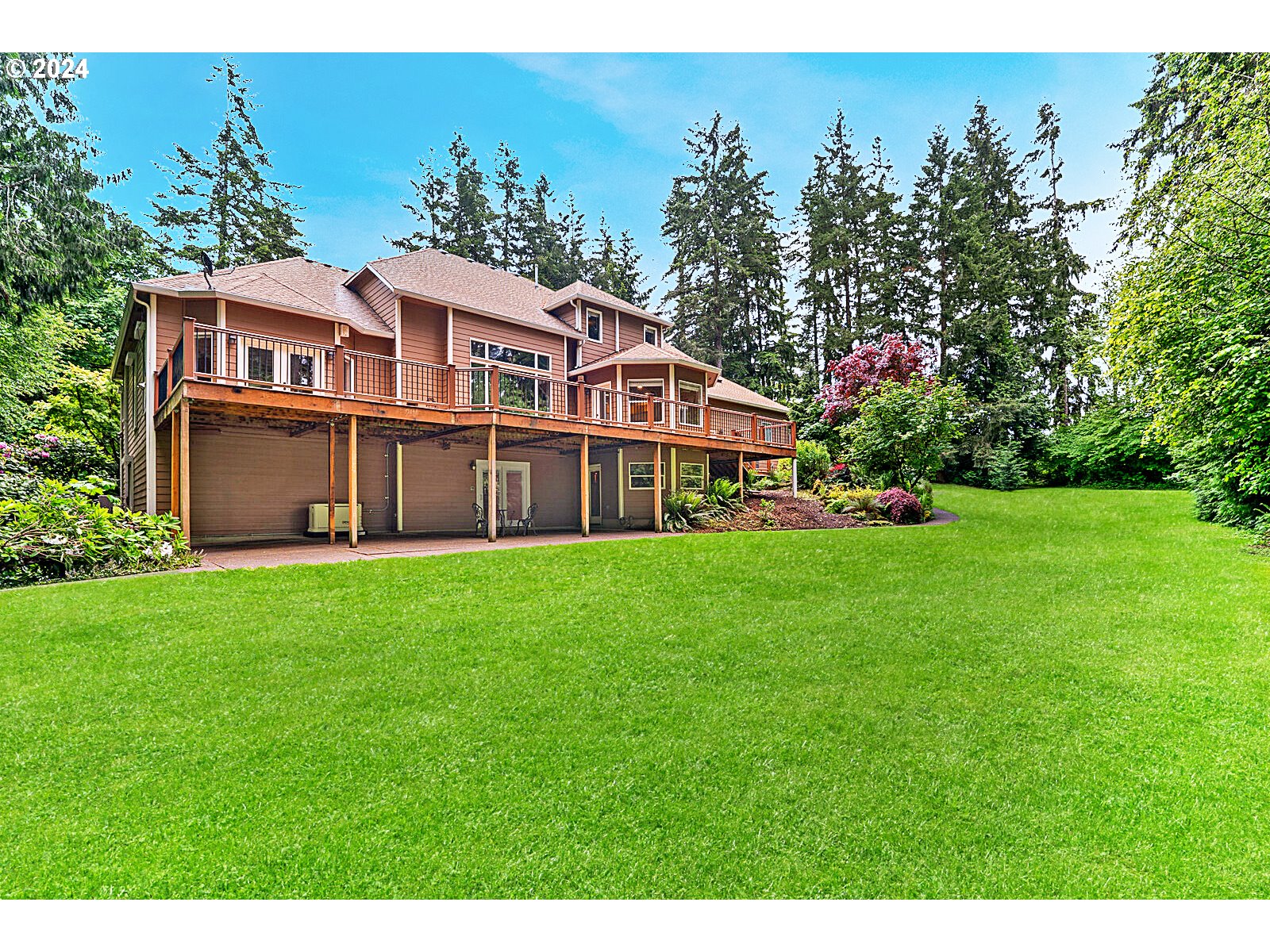 31500 Northwest 13th Avenue Ridgefield, WA 98642 - Photo 8 of 48 a front view of house with yard and green space