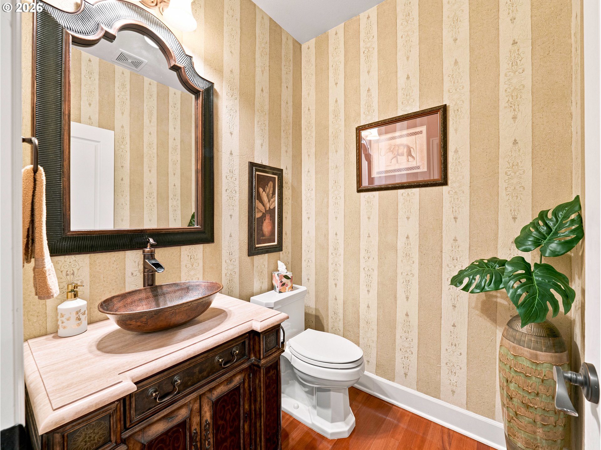 9630 Southwest Iowa Drive Tualatin, OR 97062 - Photo 25 of 48 Bathroom