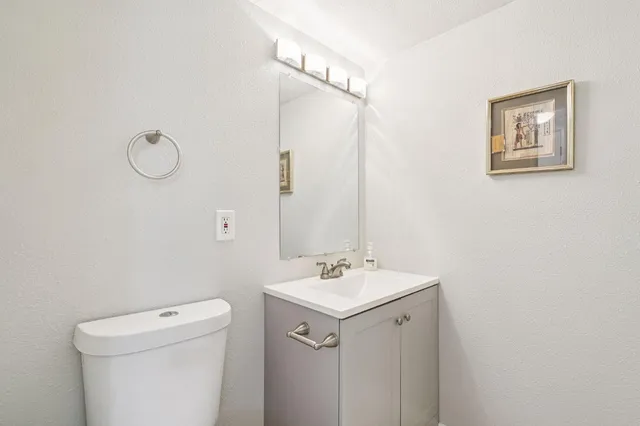 $339,000 | 5971 Vía Casitas, Carmichael, CA 95608