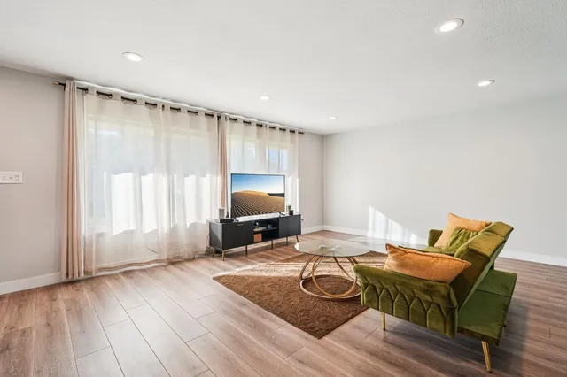 $339,000 | 5971 Vía Casitas, Carmichael, CA 95608