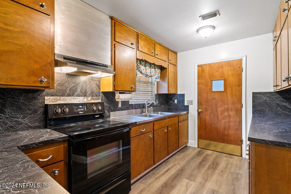 2218 Blair Road Jacksonville, FL 32221 - Photo 14 of 43 013_2218_blair_rd_13