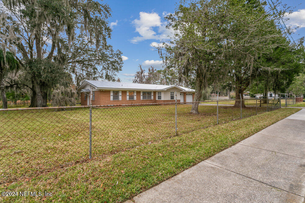 2218 Blair Road Jacksonville, FL 32221 - Photo 5 of 43 004_2218_blair_rd_4