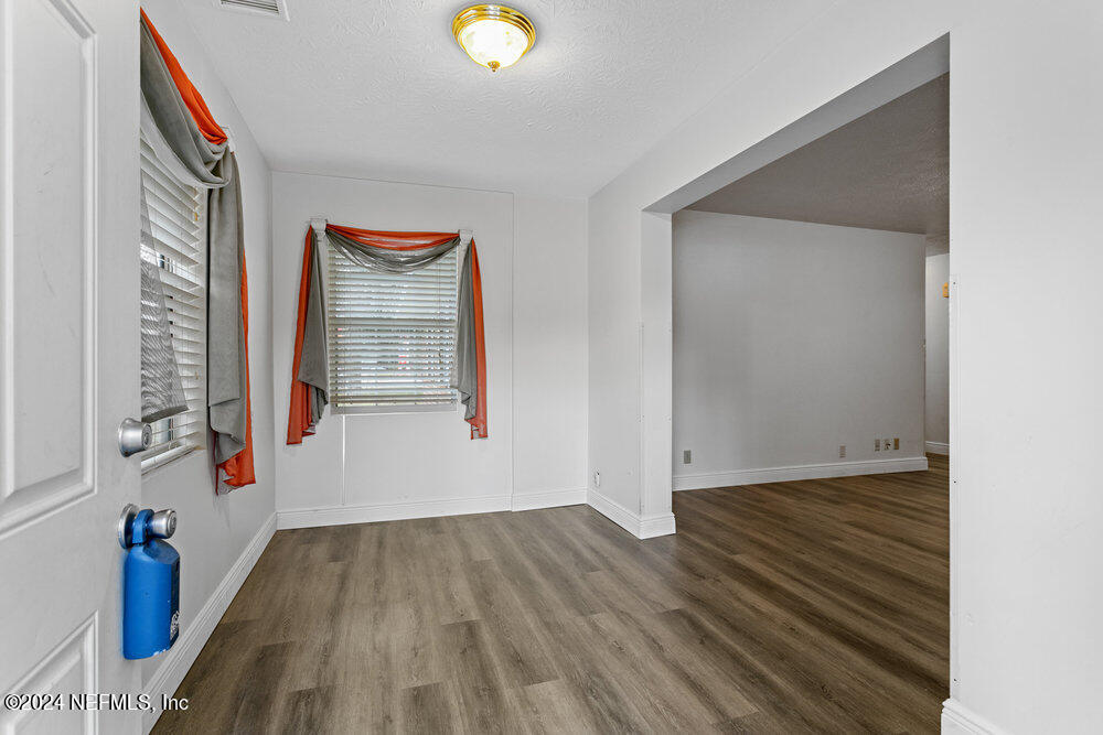 2218 Blair Road Jacksonville, FL 32221 - Photo 7 of 43 007_2218_blair_rd_7