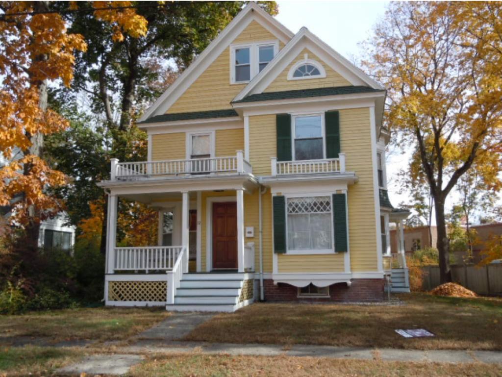 12 Ash Street Exeter, NH 03833 - Photo 1 of 29 Gallery Image 1