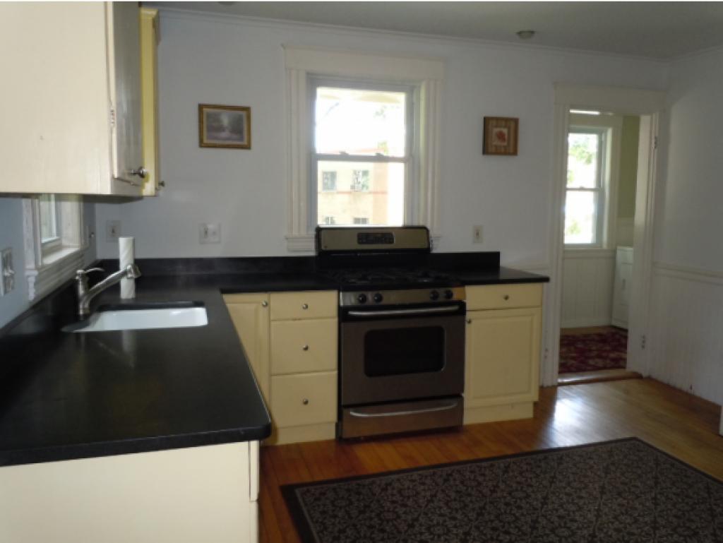 12 Ash Street Exeter, NH 03833 - Photo 11 of 29 Gallery Image 11