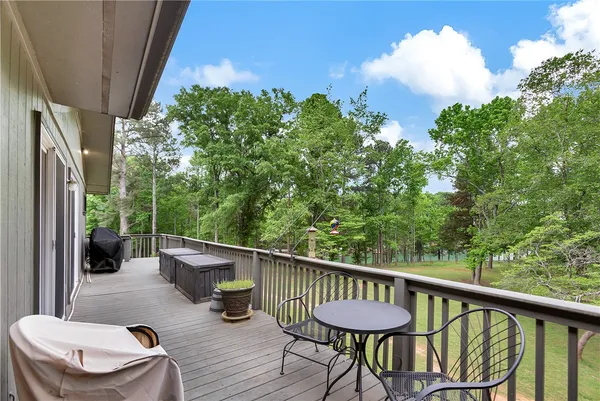 $381,000 | 15 C Hartwell Villas, Anderson, SC 29626