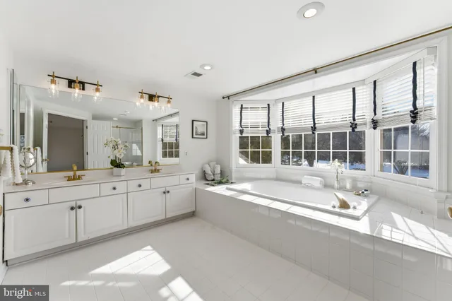 $1,999,999 | 11500 Great Falls Way, Great Falls, VA 22066