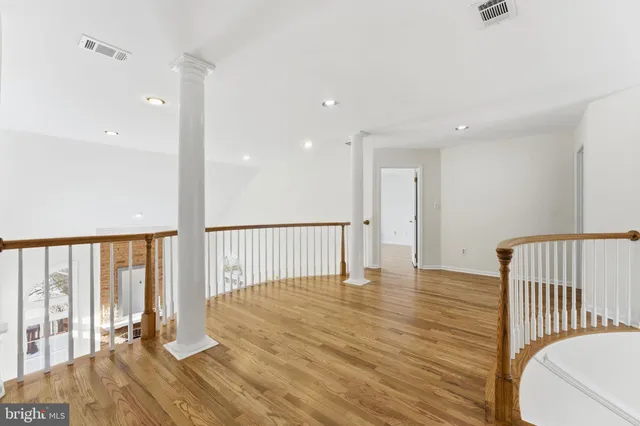 $1,999,999 | 11500 Great Falls Way, Great Falls, VA 22066