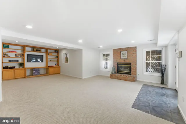 $1,999,999 | 11500 Great Falls Way, Great Falls, VA 22066