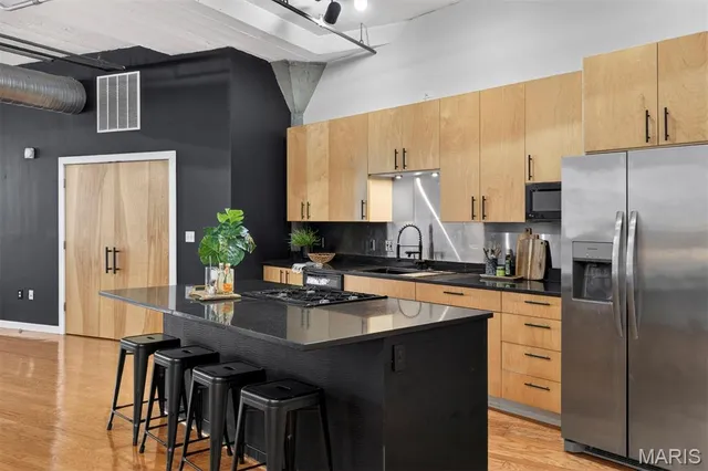 $209,900 | 1619 Washington Avenue, Unit 505, St. Louis, MO 63103