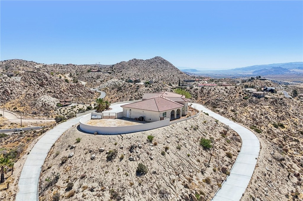 6057 Buena Suerte Road Yucca Valley, CA 92284 - Photo 56 of 75