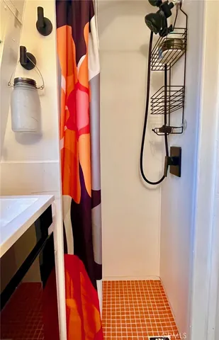 a view of walk in closet