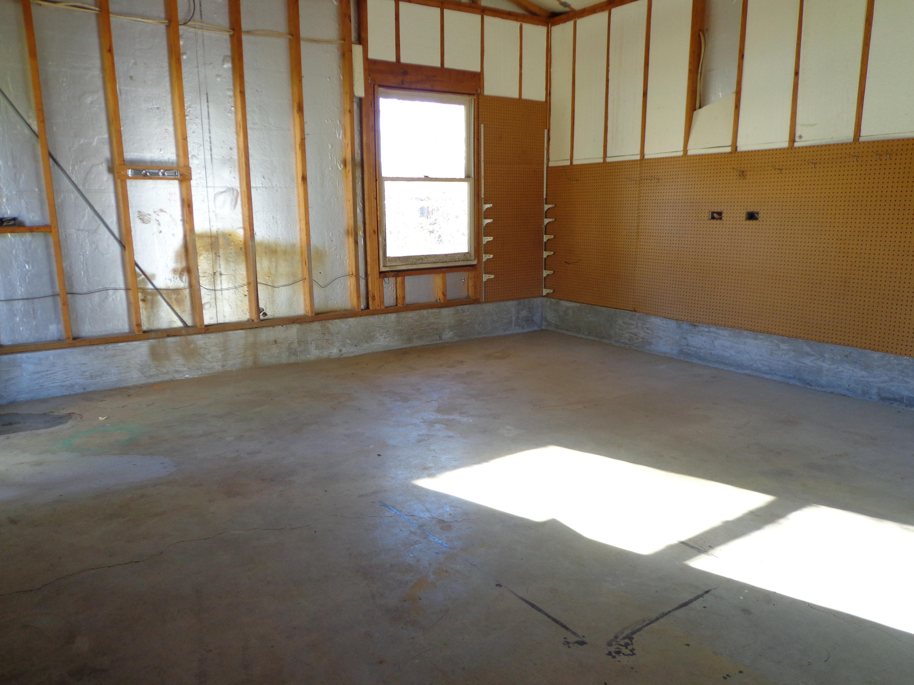 2628 Bandy Road Southeast Roanoke, VA 24014 - Photo 51 of 66 DSC07907