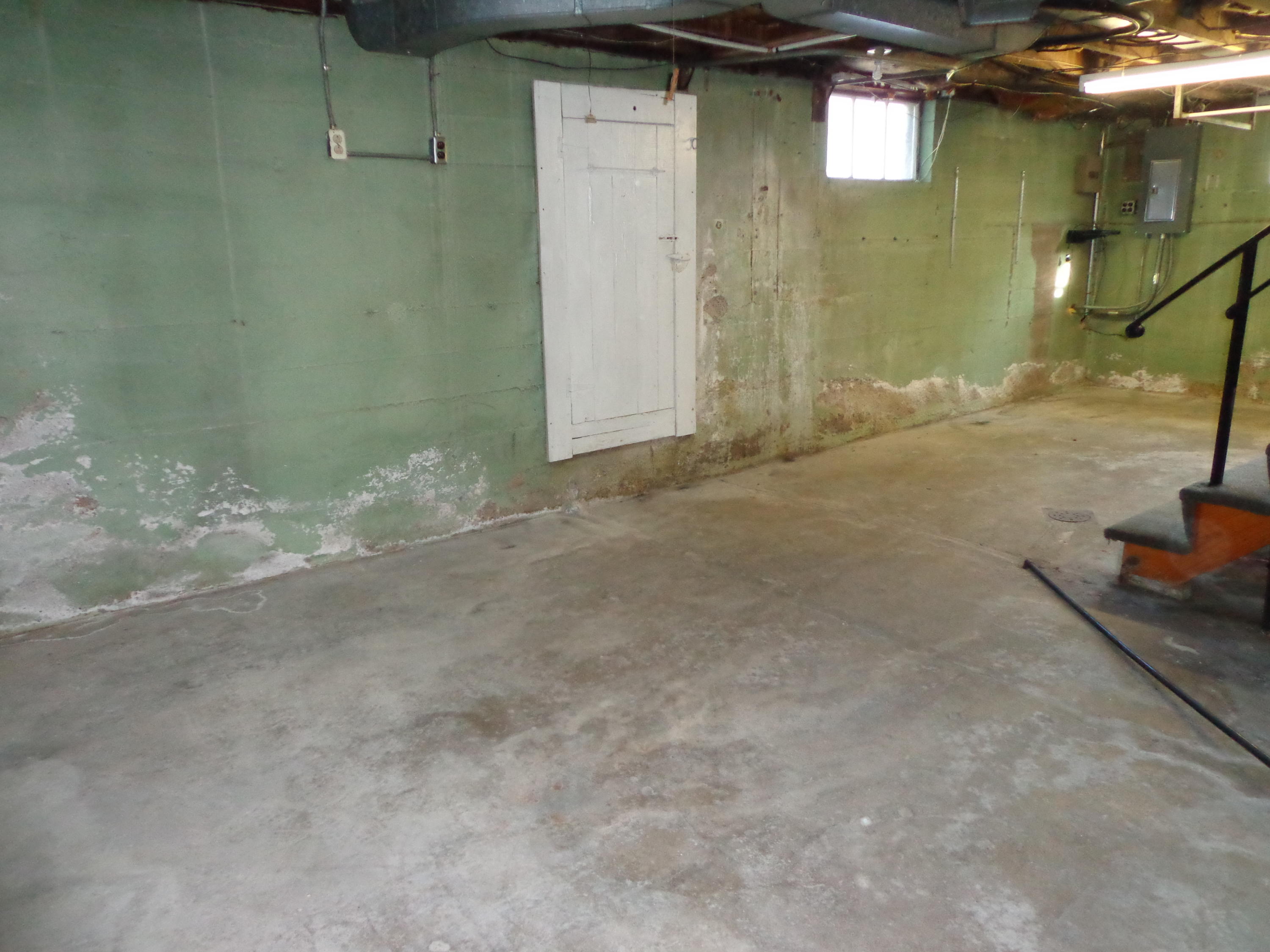 2628 Bandy Road Southeast Roanoke, VA 24014 - Photo 65 of 66 DSC07896