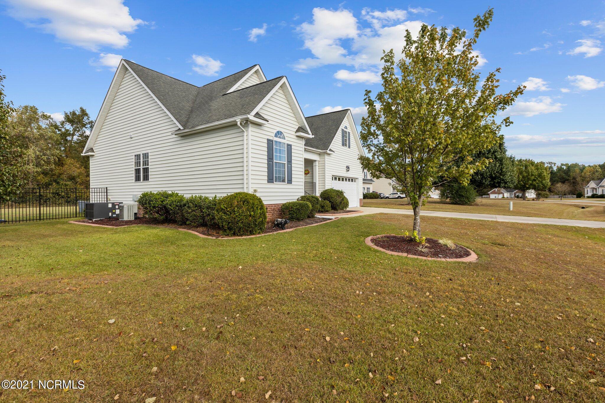 434 Brevard Road Winterville, NC 28590 - Photo 12 of 43 12-web-or-mls-IMGL2062