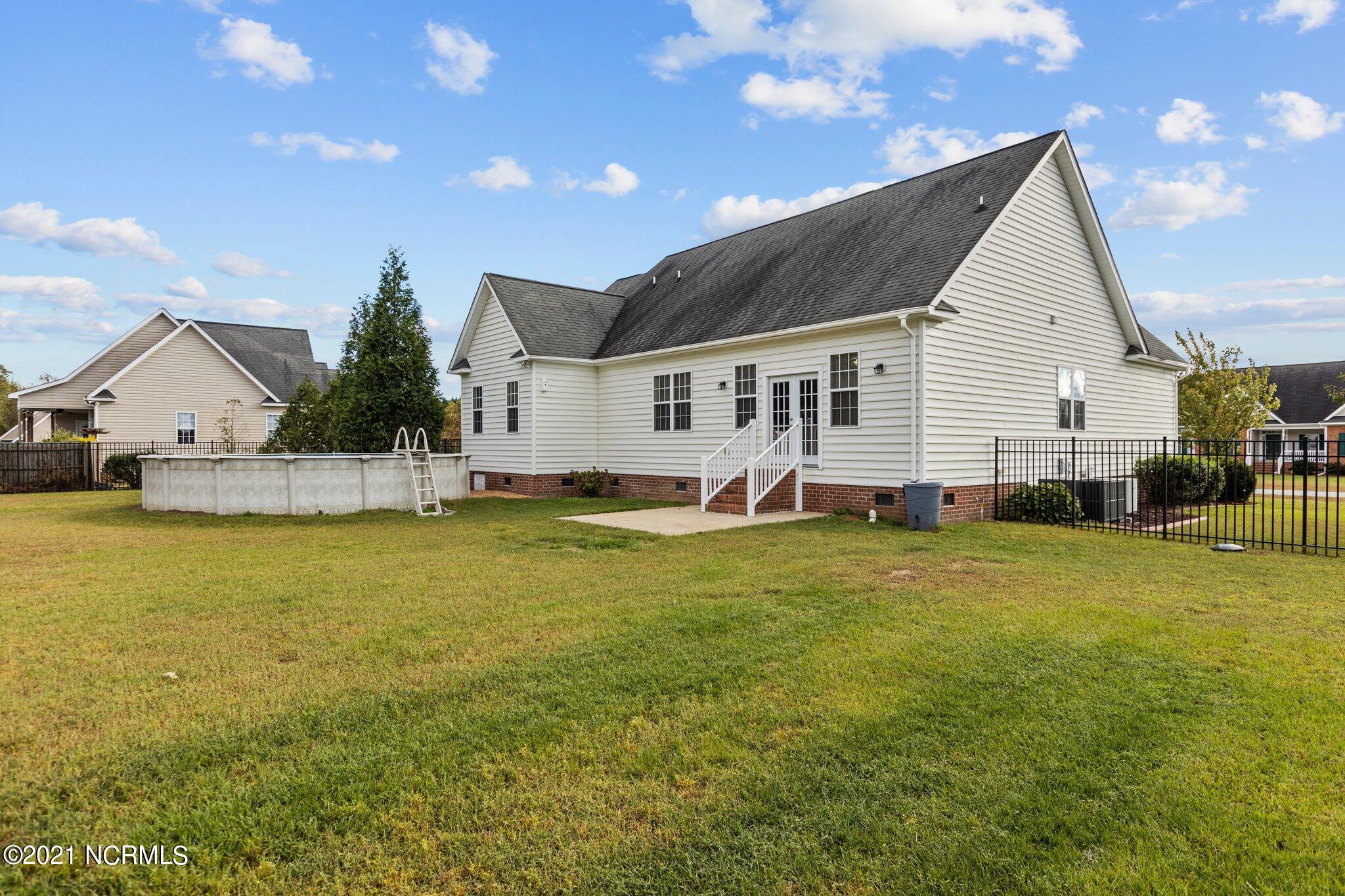 434 Brevard Road Winterville, NC 28590 - Photo 16 of 43 16-web-or-mls-IMGL2066