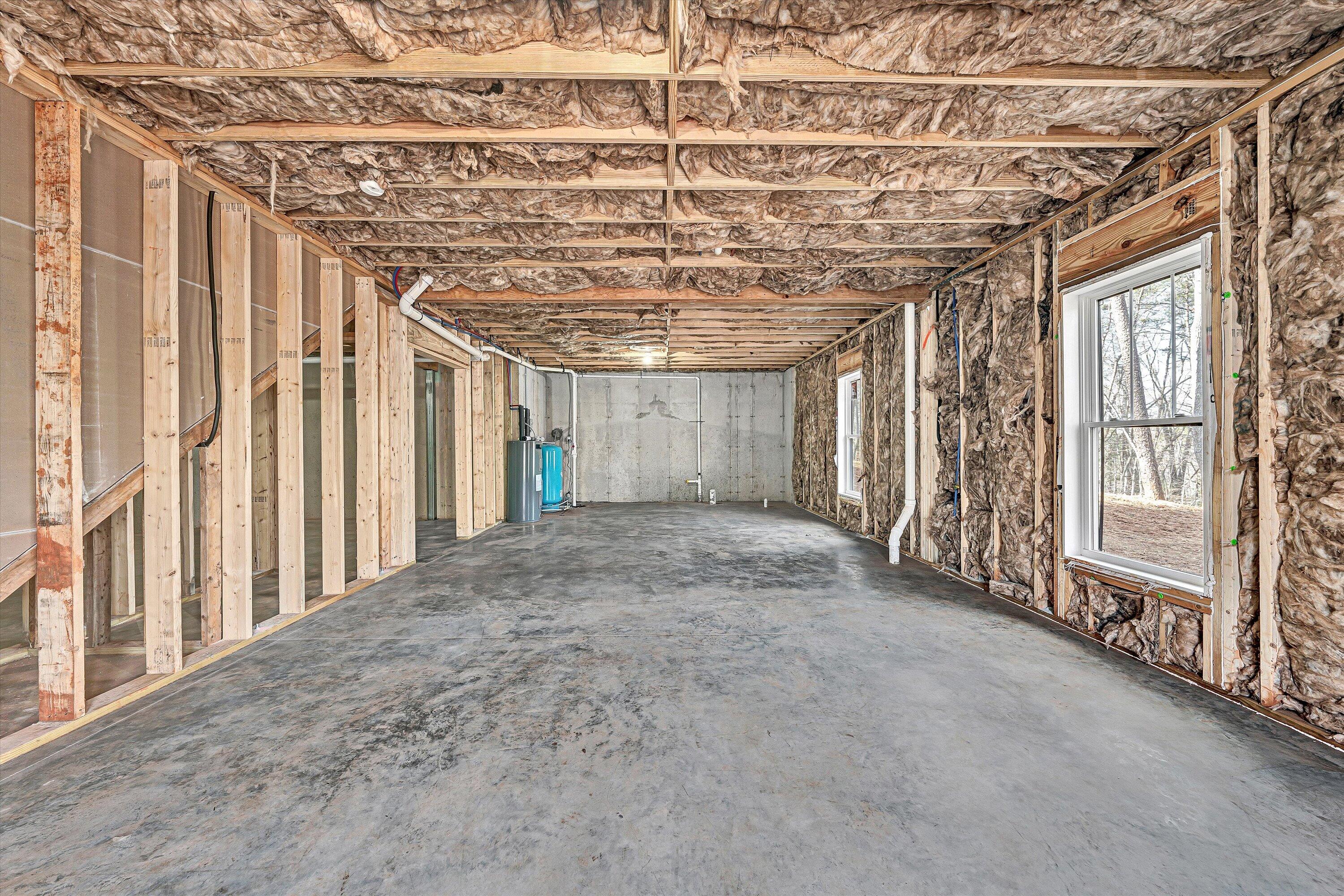 103 Bluff Court Moneta, VA 24121 - Photo 44 of 63 a view of entryway