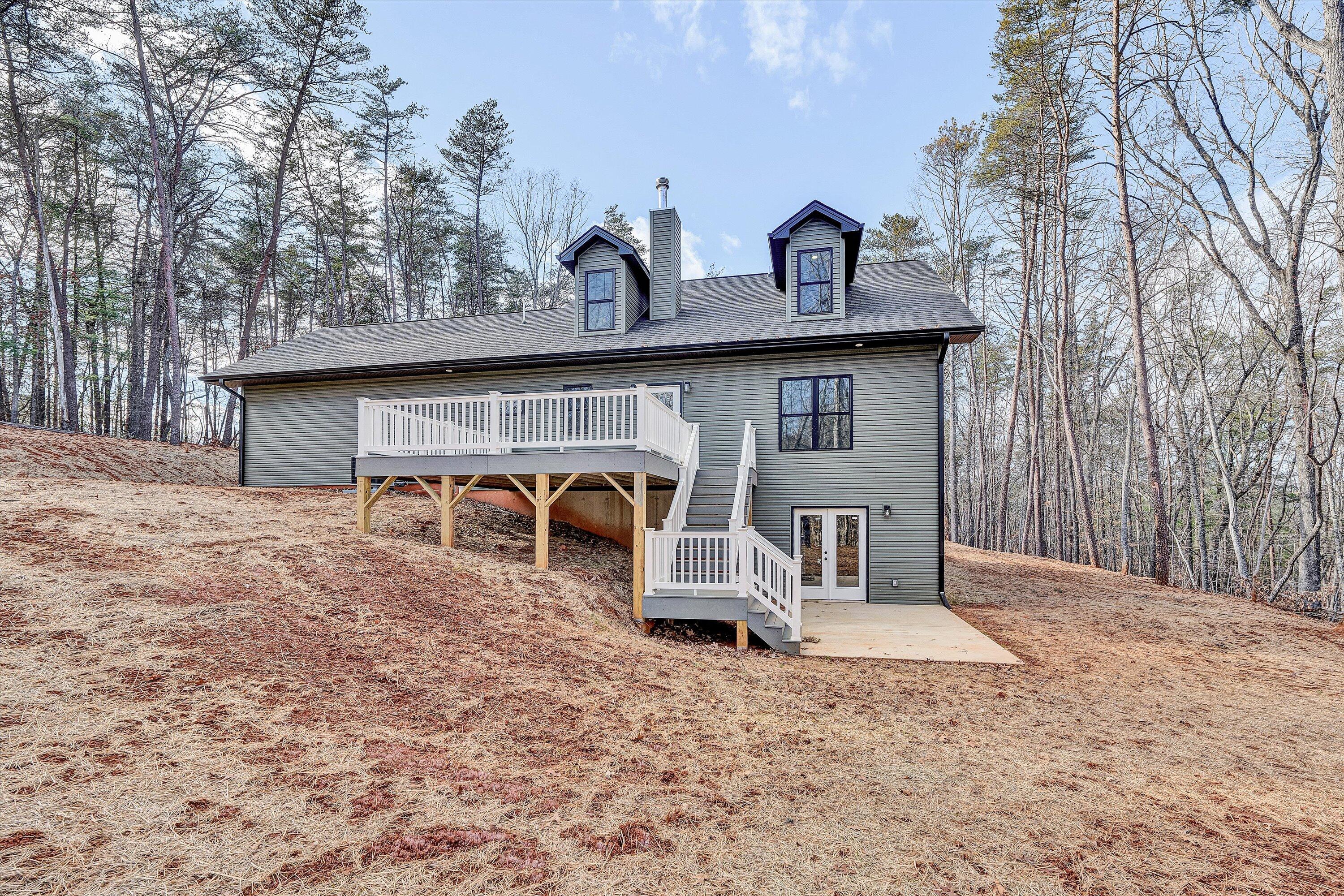 103 Bluff Court Moneta, VA 24121 - Photo 47 of 63 45-DSC00247