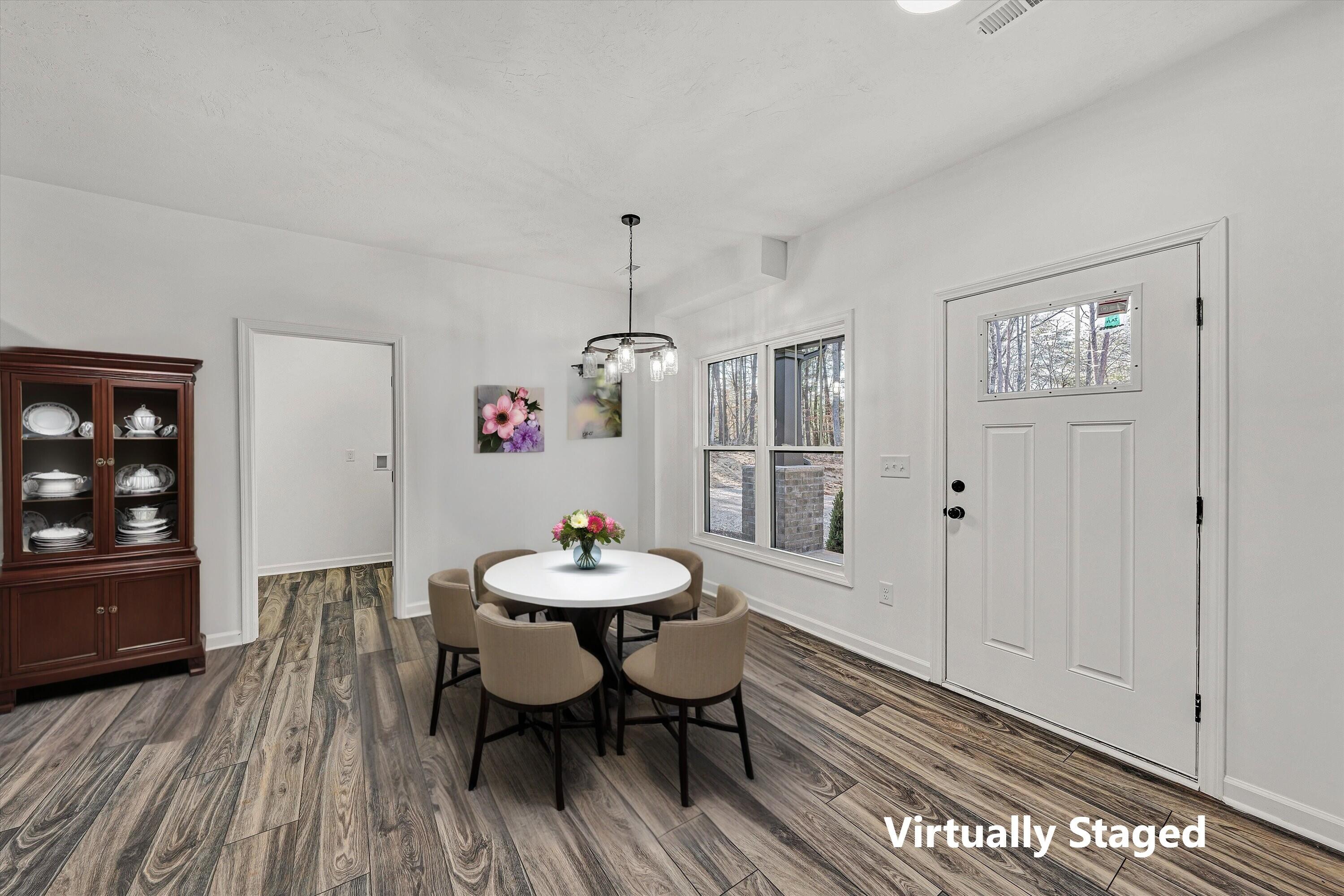 103 Bluff Court Moneta, VA 24121 - Photo 7 of 63 VS Dinning